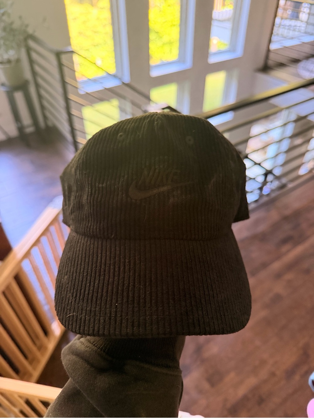 Nike Men's Black Corduroy Baseball Cap